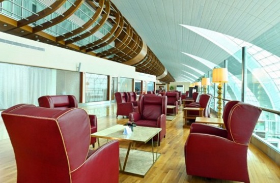 Η Emirates επαναφέρει το εντυπωσιακό Σαλόνι της Πρώτης Θέσης στο Αεροδρόμιο του Ντουμπάι